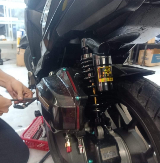 PHUỘC RCB VS VARIO CLICK VISON MIO