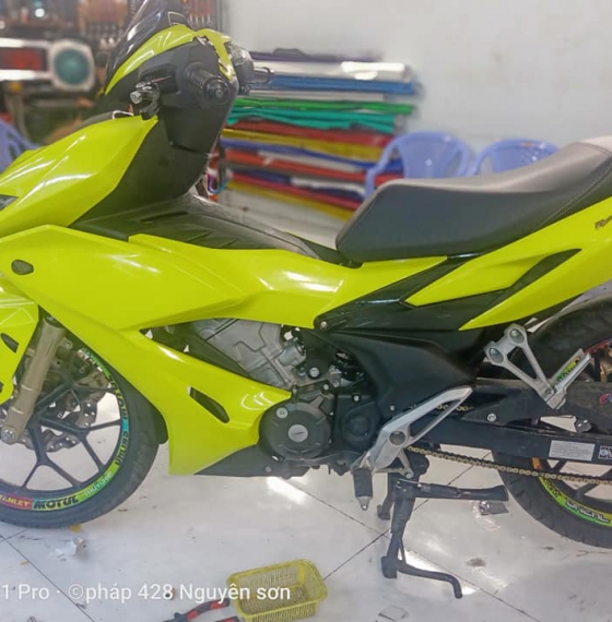 TEM TRÙM WINNER X (đổi màu)